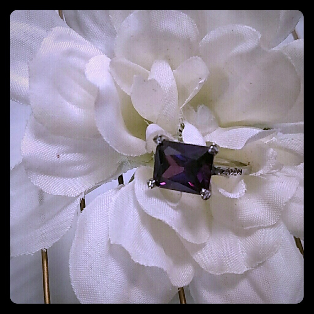 Beautiful ss amythest and cz ring